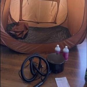 Minetan Professional Spray Tan System with Solution and Pop up booth.